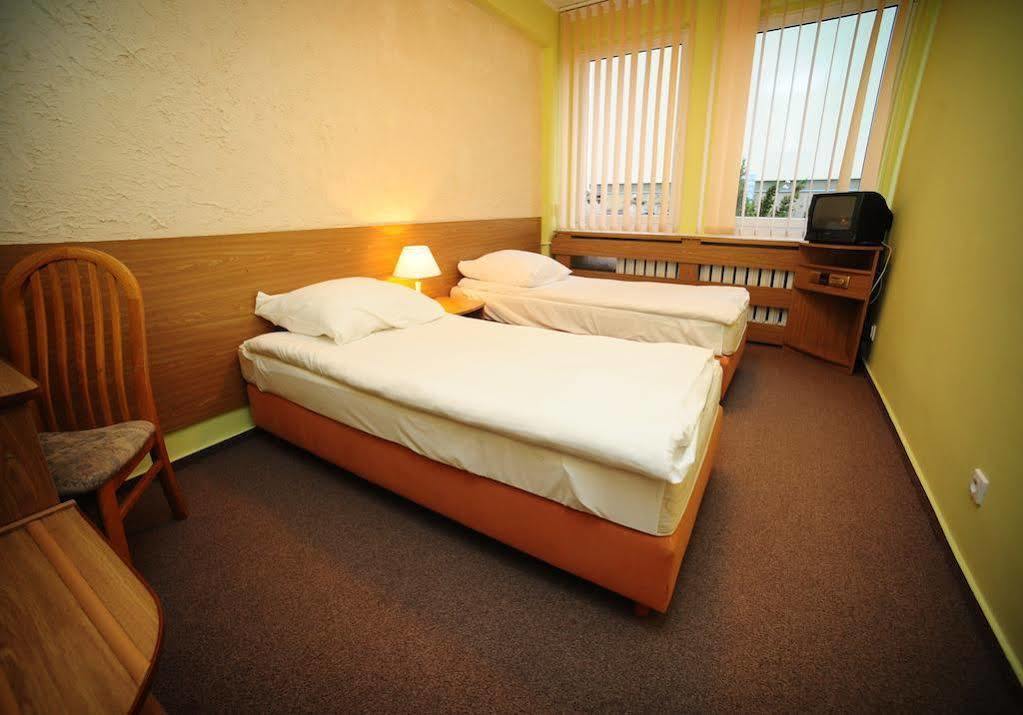 Hotel Gwda Pila Bagian luar foto